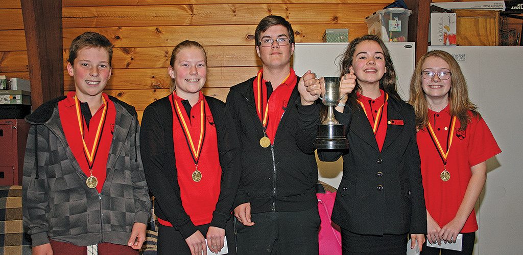 Mastermind top team Te Horo School's A team: Patrick Joss, Emma Joss, team captains Jacob Walker and Peyton Morete with the winner's cup and Paige Cull (Click for full size)